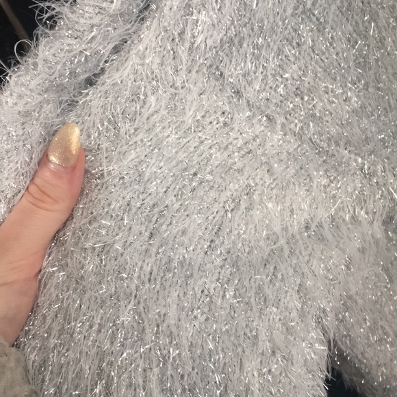 UO Metallic Knit Cropped Sweater - Picture 3 of 3